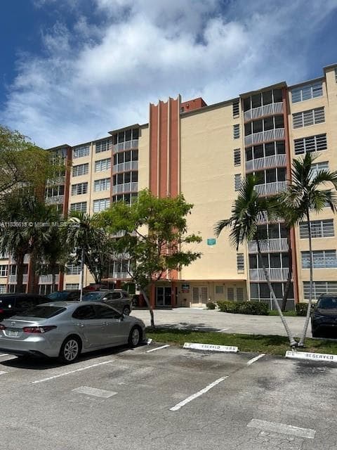 JADE WINDS · #809-2 in Miami - Photo 1