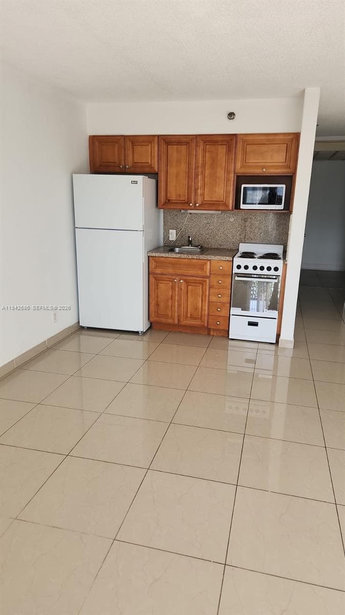 Golden Gate Apartments · #206 in Miami - Photo 1