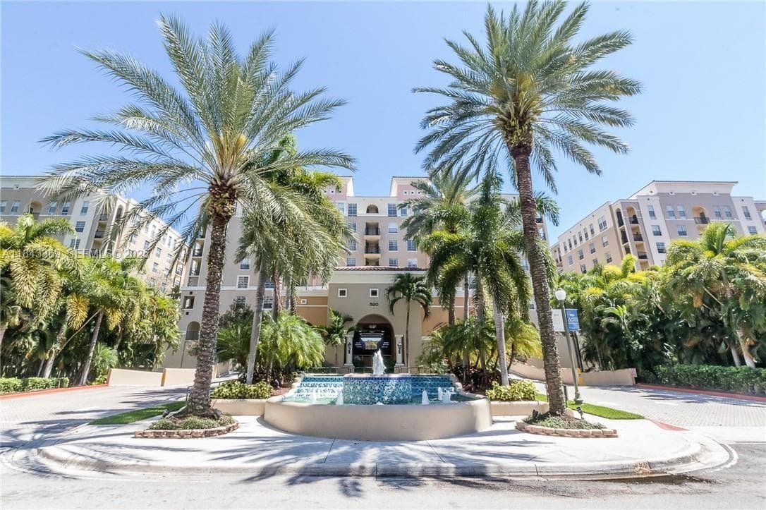 LAS OLAS BY THE RIVER CON · #3503 in Fort Lauderdale - Photo 1