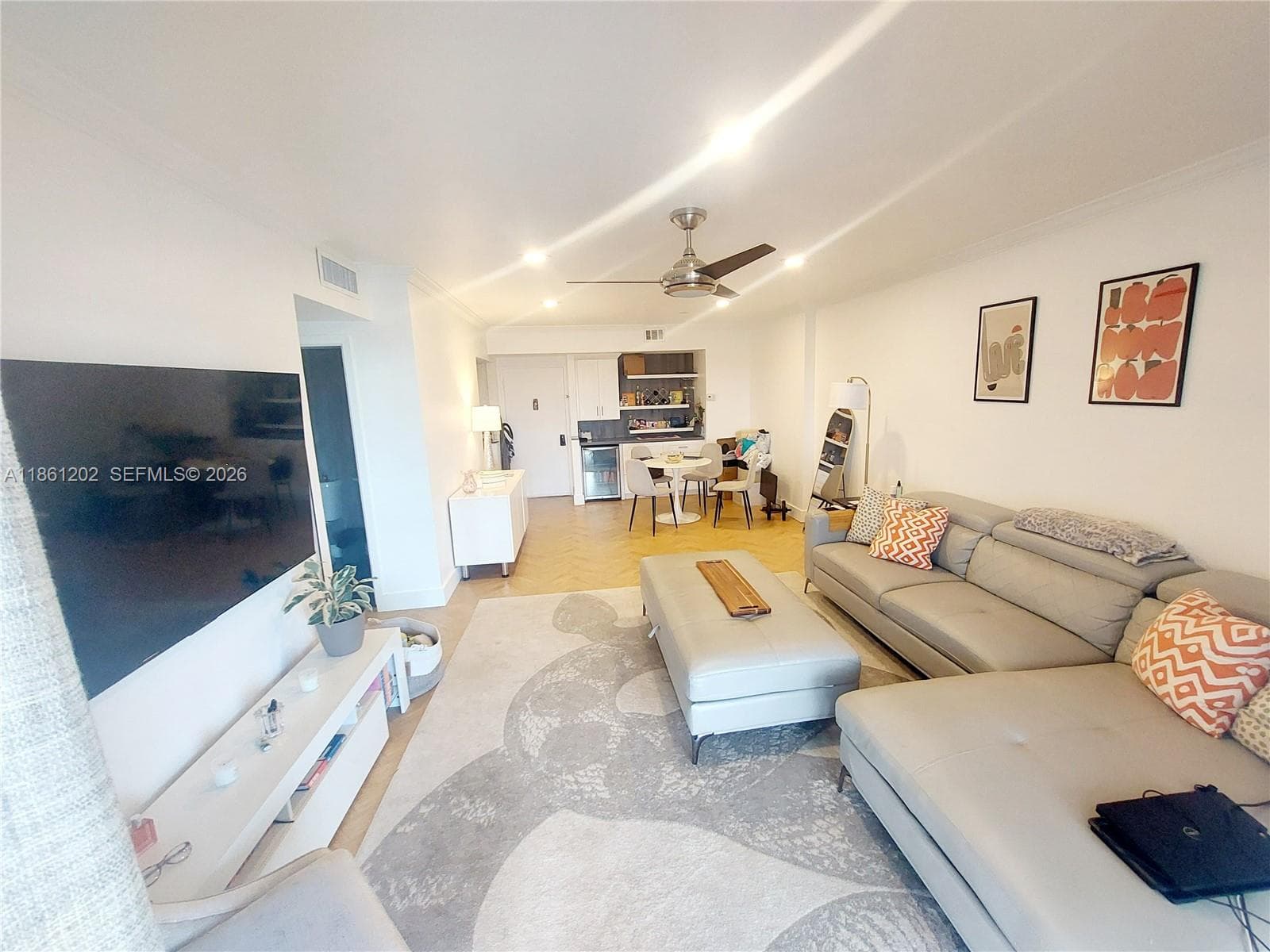 HILLCREST · #1005A in Hollywood - Photo 1