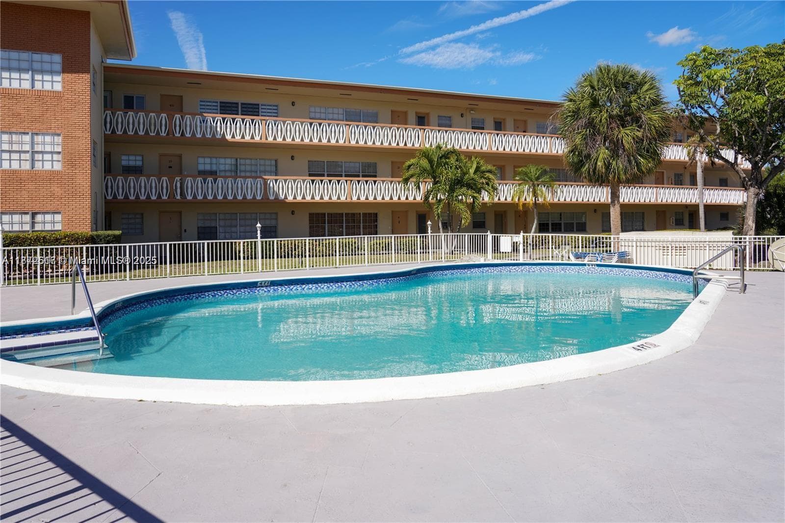 SUTTON HOUSE CONDO · #10 in North Miami - Photo 1