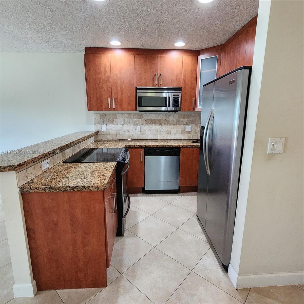 MONTCLAIR GARDENS CONDO · #C3 in Fort Lauderdale - Photo 1
