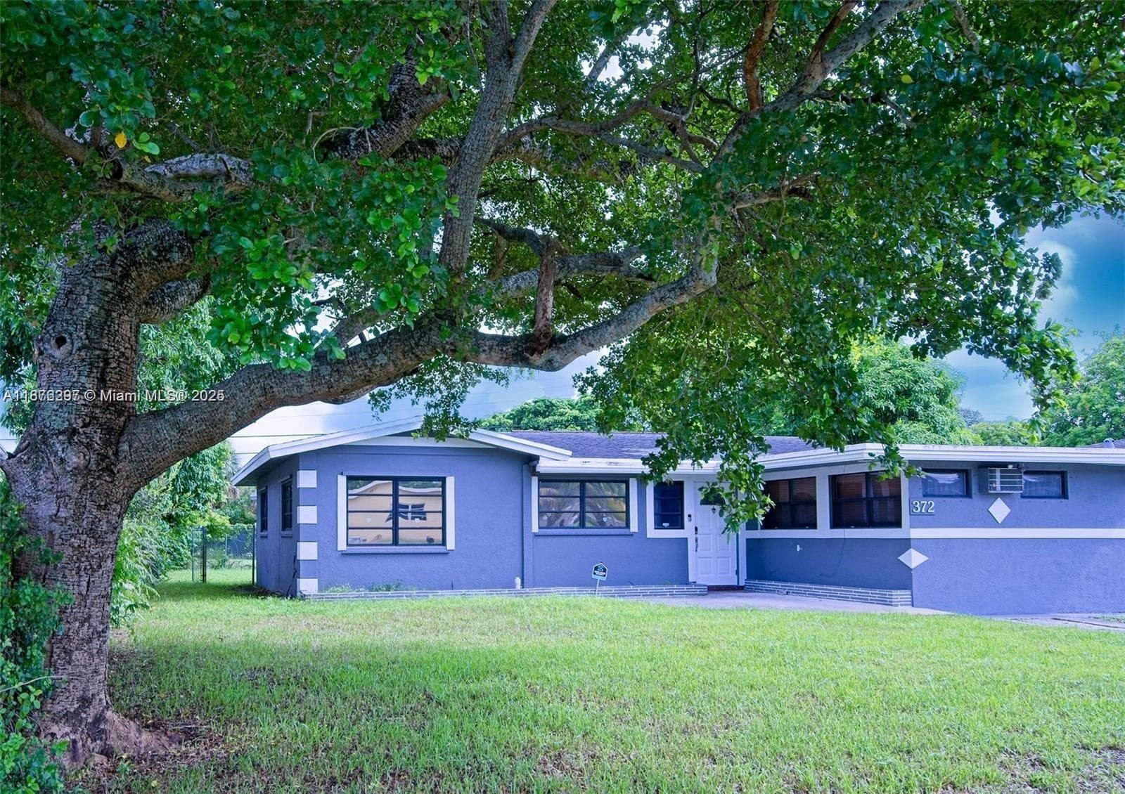 372 W Dayton Cir #0 photo 1