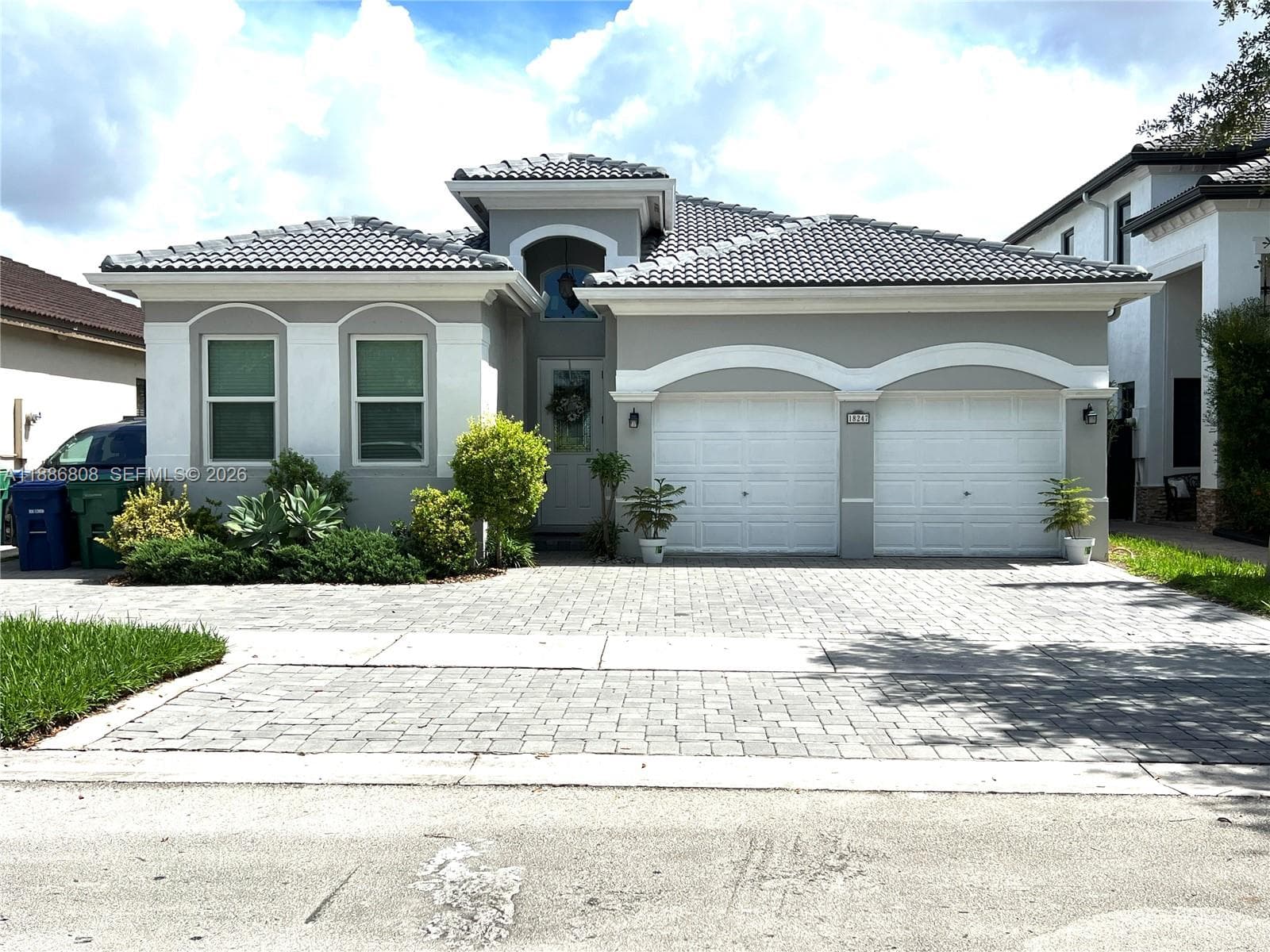 18247 NW 88th Pl photo 1