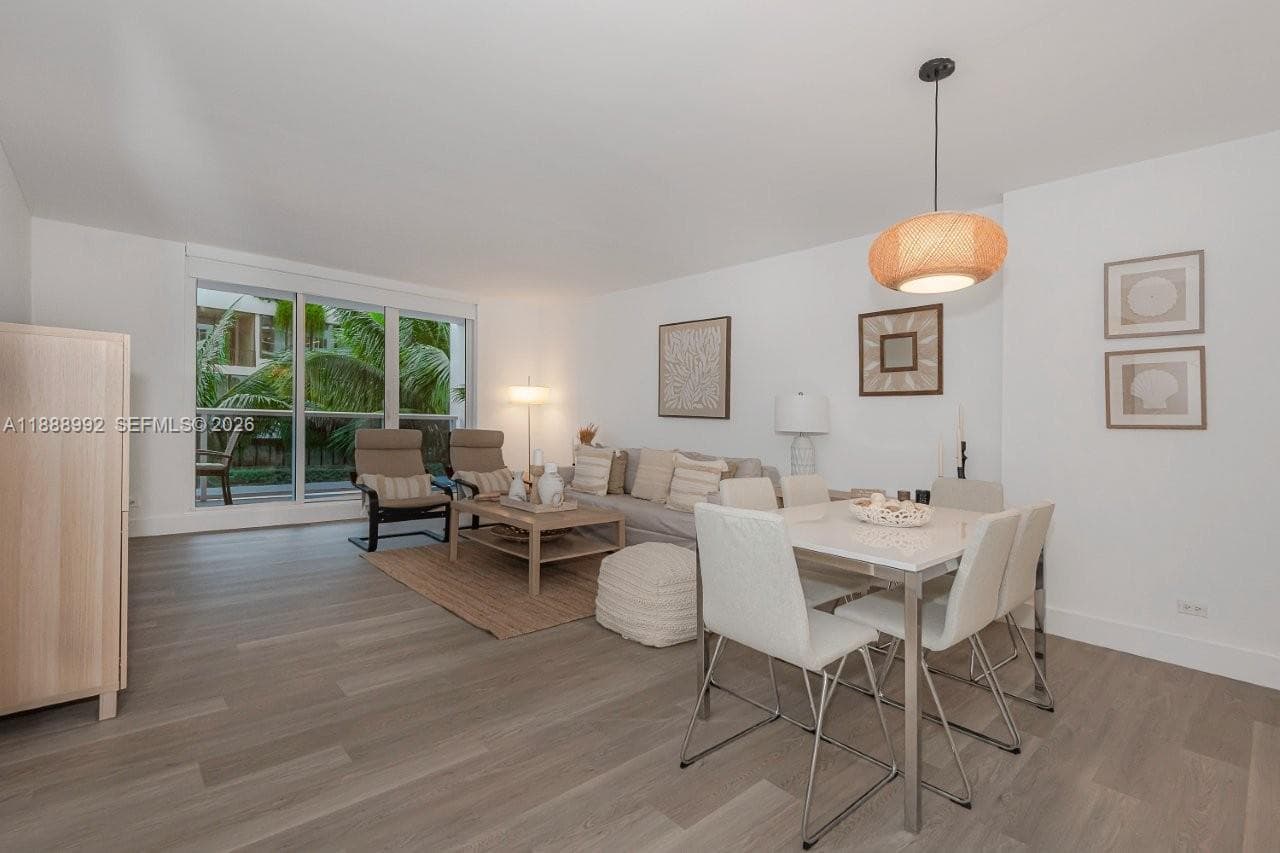 Roney Palace · #333 in Miami Beach - Photo 1
