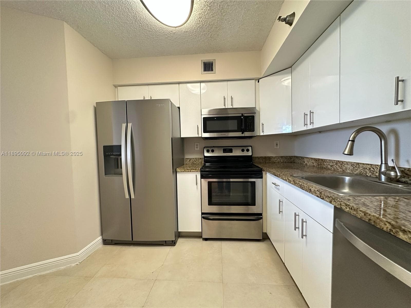 PARC CENTRAL AVENTURA SOU · #709 in Aventura - Photo 1
