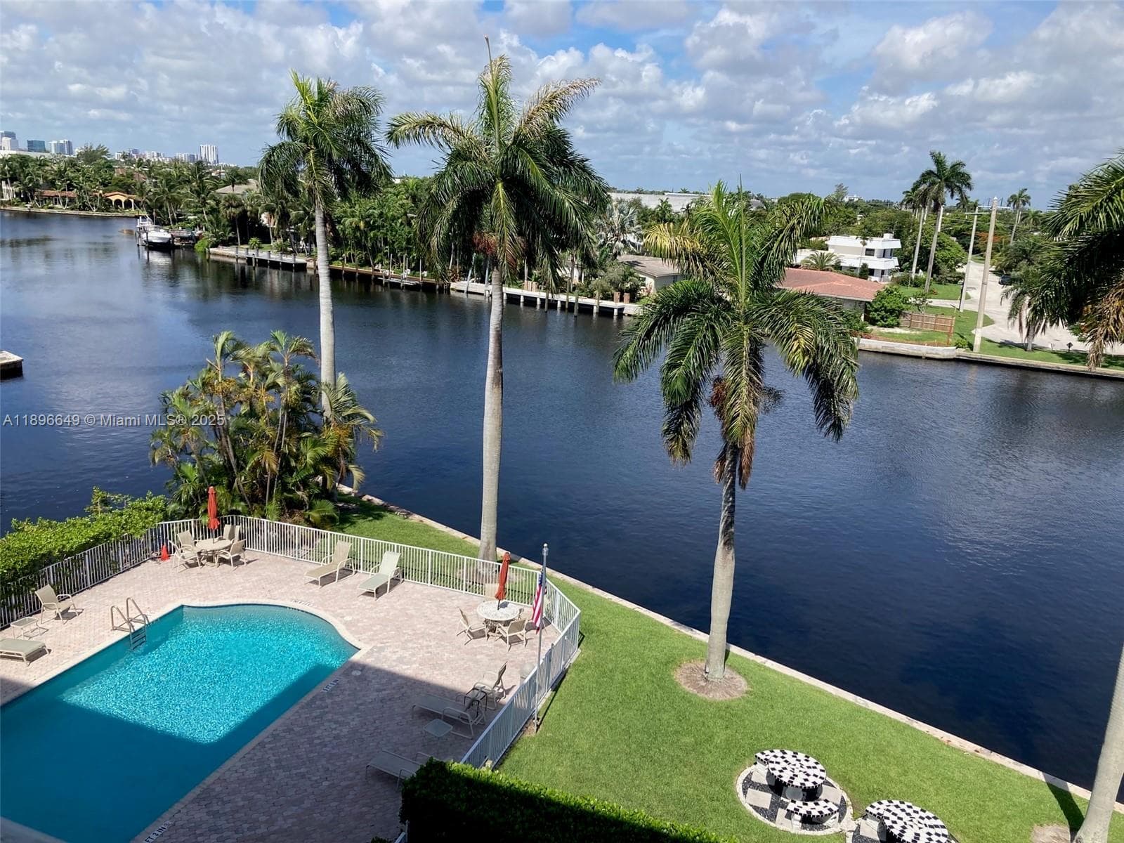 MIDDLE RIVER TOWER CONDO · #303 in Fort Lauderdale - Photo 1