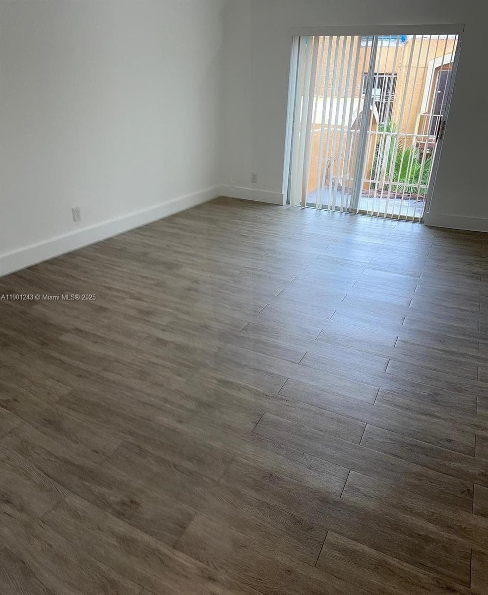 VENETIAN GARDENS AT COUNT · #E210 in Hialeah - Photo 1