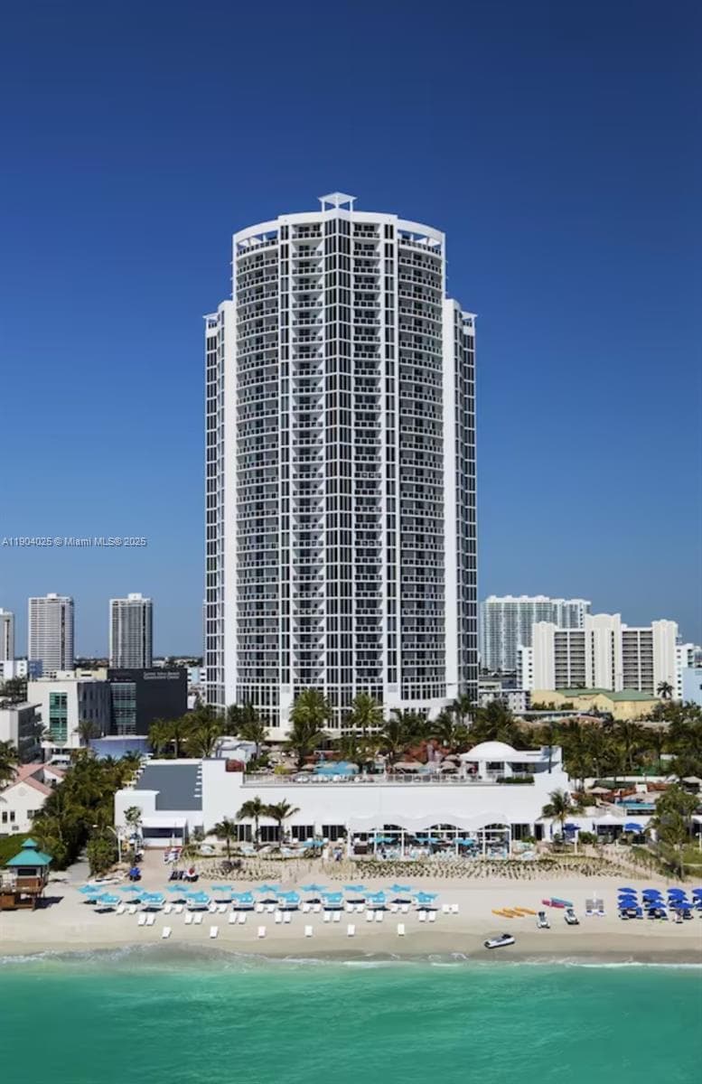Trump International Beach Resort #1608