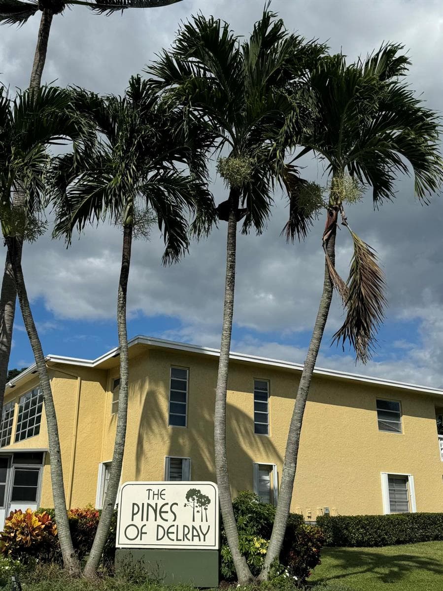 1141 Violet Terrace #202