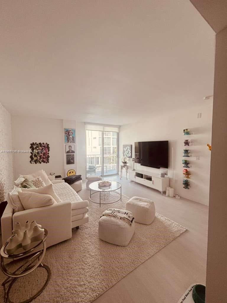CLEARVIEW TOWERS CONDO · #608 in Miami Beach - Photo 1