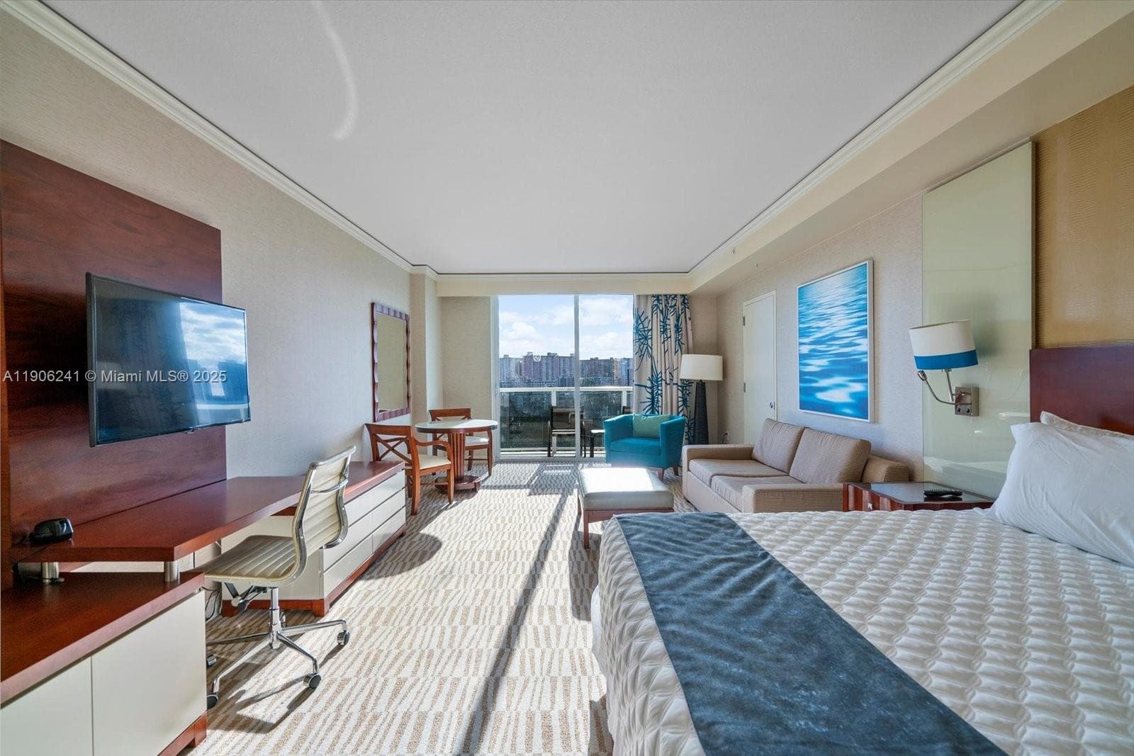 Trump International Beach Resort #1117