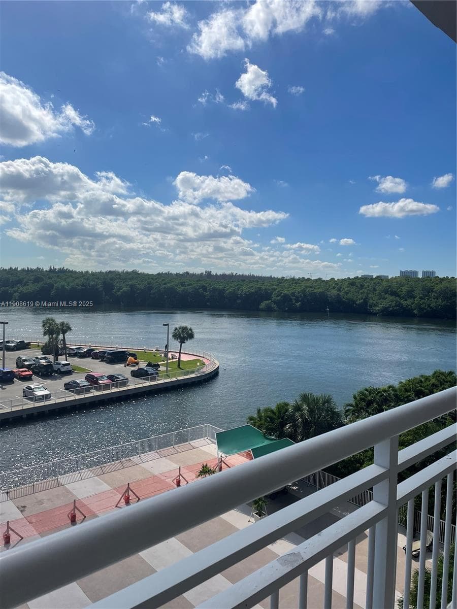 COASTAL TOWERS CONDO · #507 in Sunny Isles Beach - Photo 1