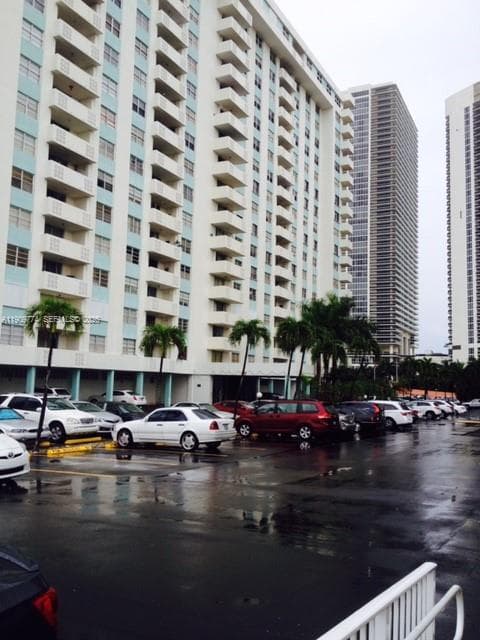 Plaza Towers North Condo · #308 in Hallandale Beach - Photo 1