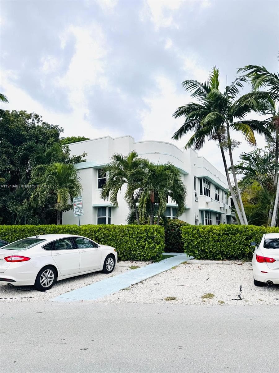 FAIRGREEN R/S · #5 in Miami Beach - Photo 1