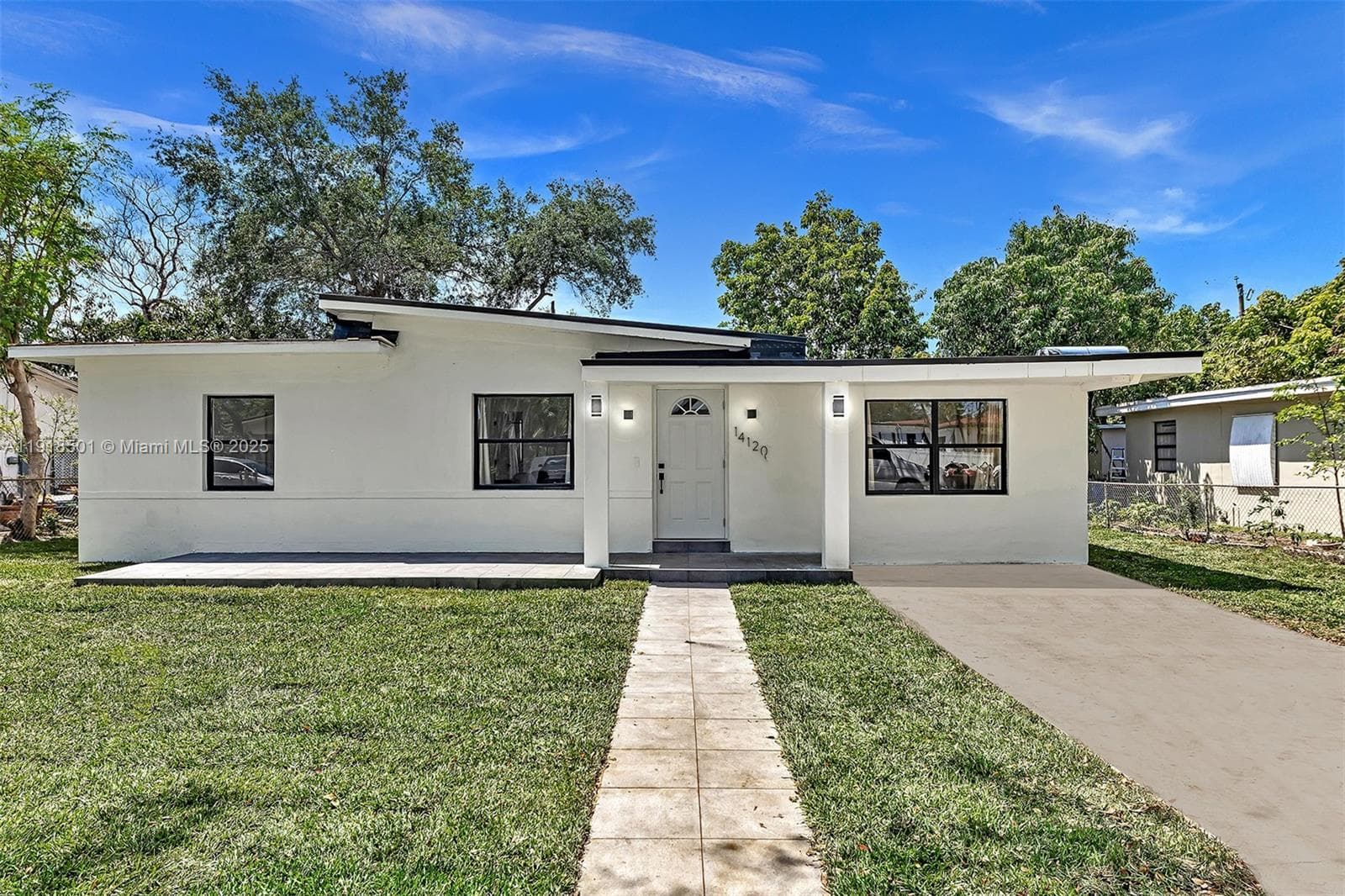 14120 NW 5th Ave photo 1