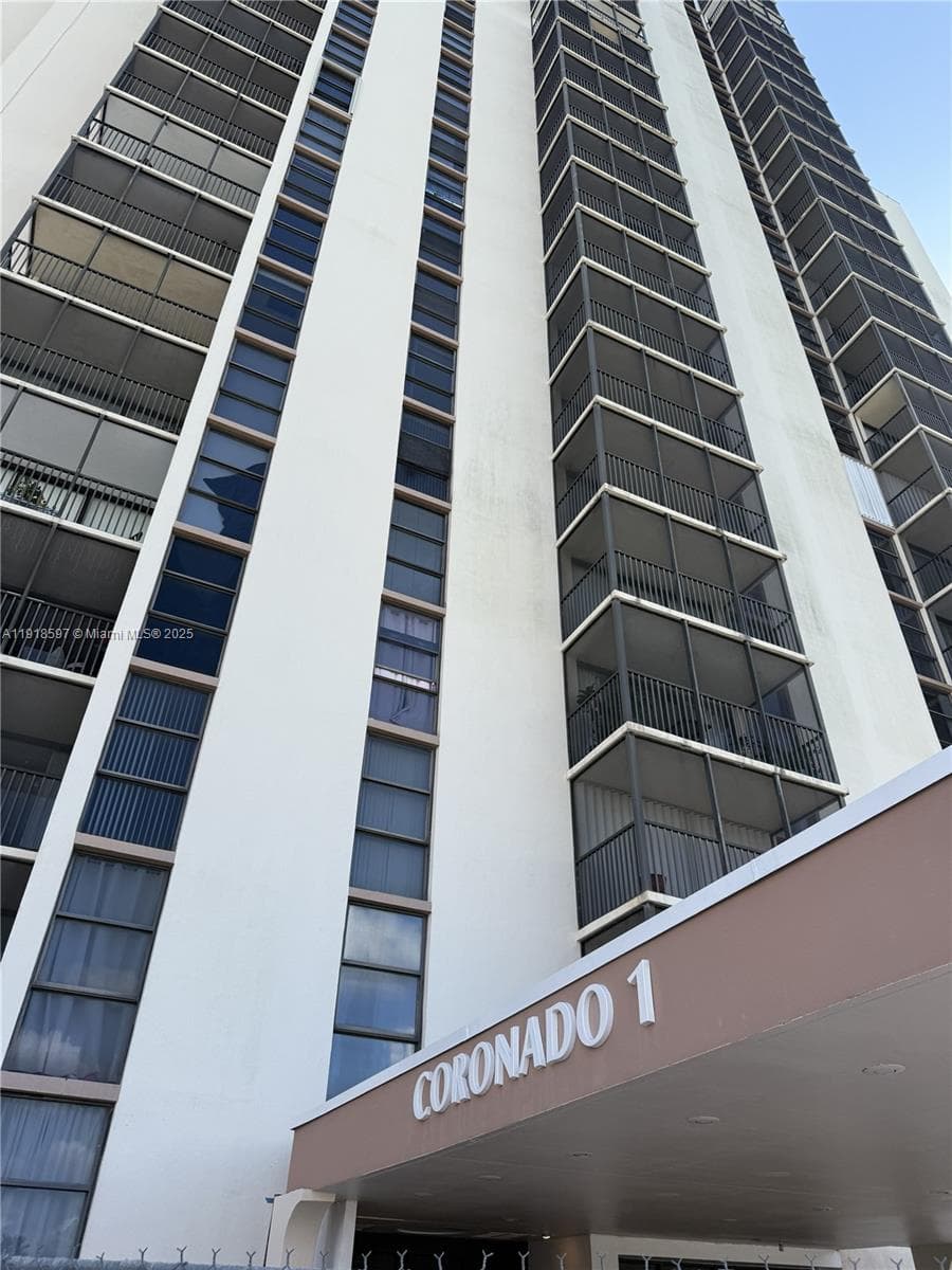 CORONADO ONE · #1804 in Aventura - Photo 1