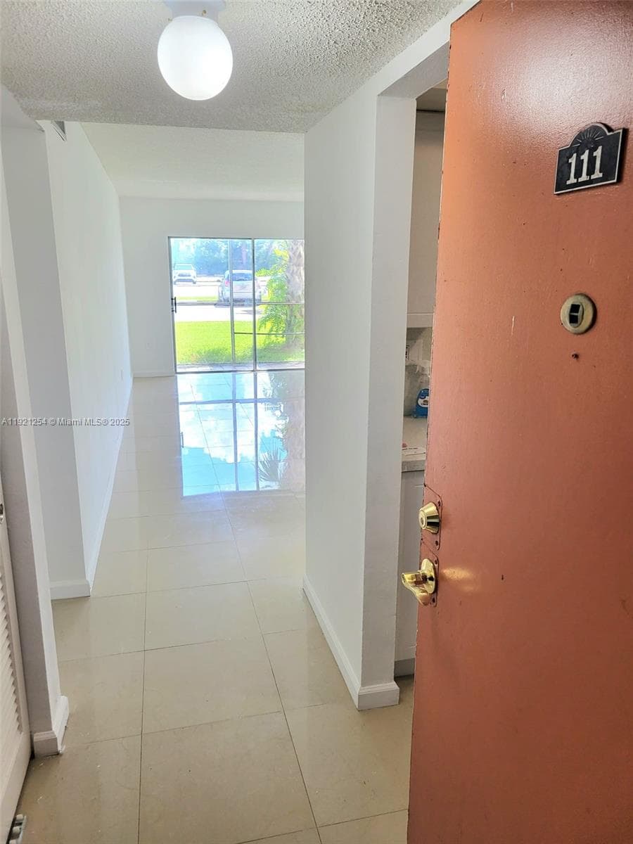 SUNSET HILLS I CONDOMINIU · #111 in Lauderdale Lakes - Photo 1