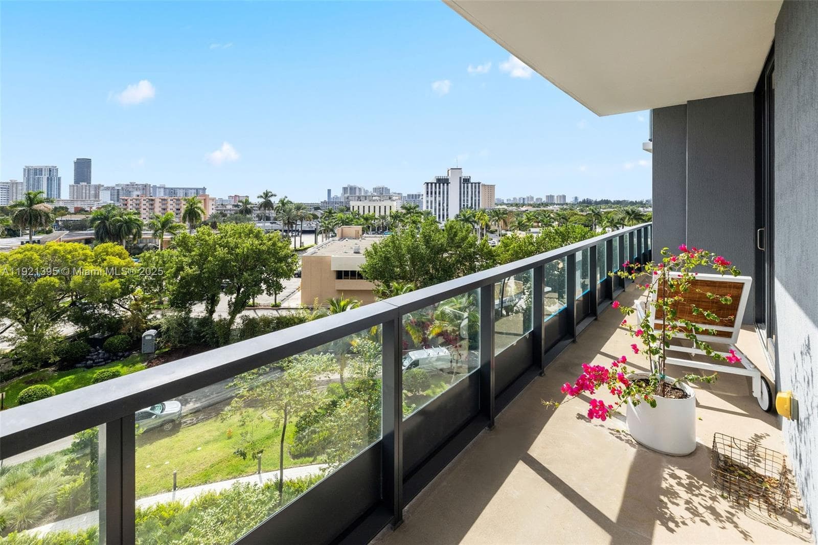 Slate Hallandale · #0510 in Hallandale Beach - Photo 1