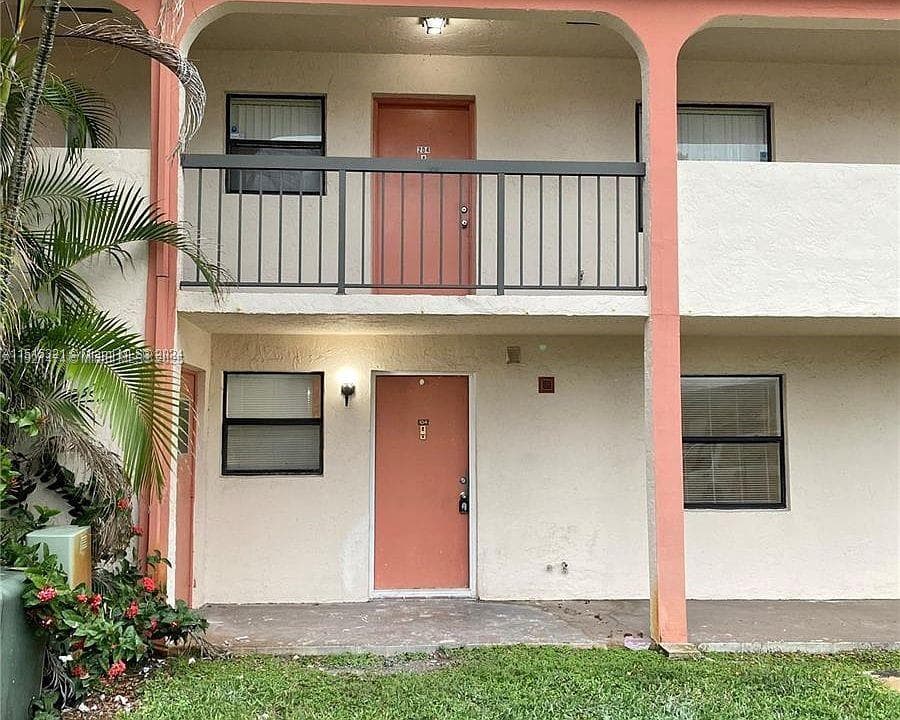 MONTEREY CONDO FOUR · #204-24 in Miami - Photo 1