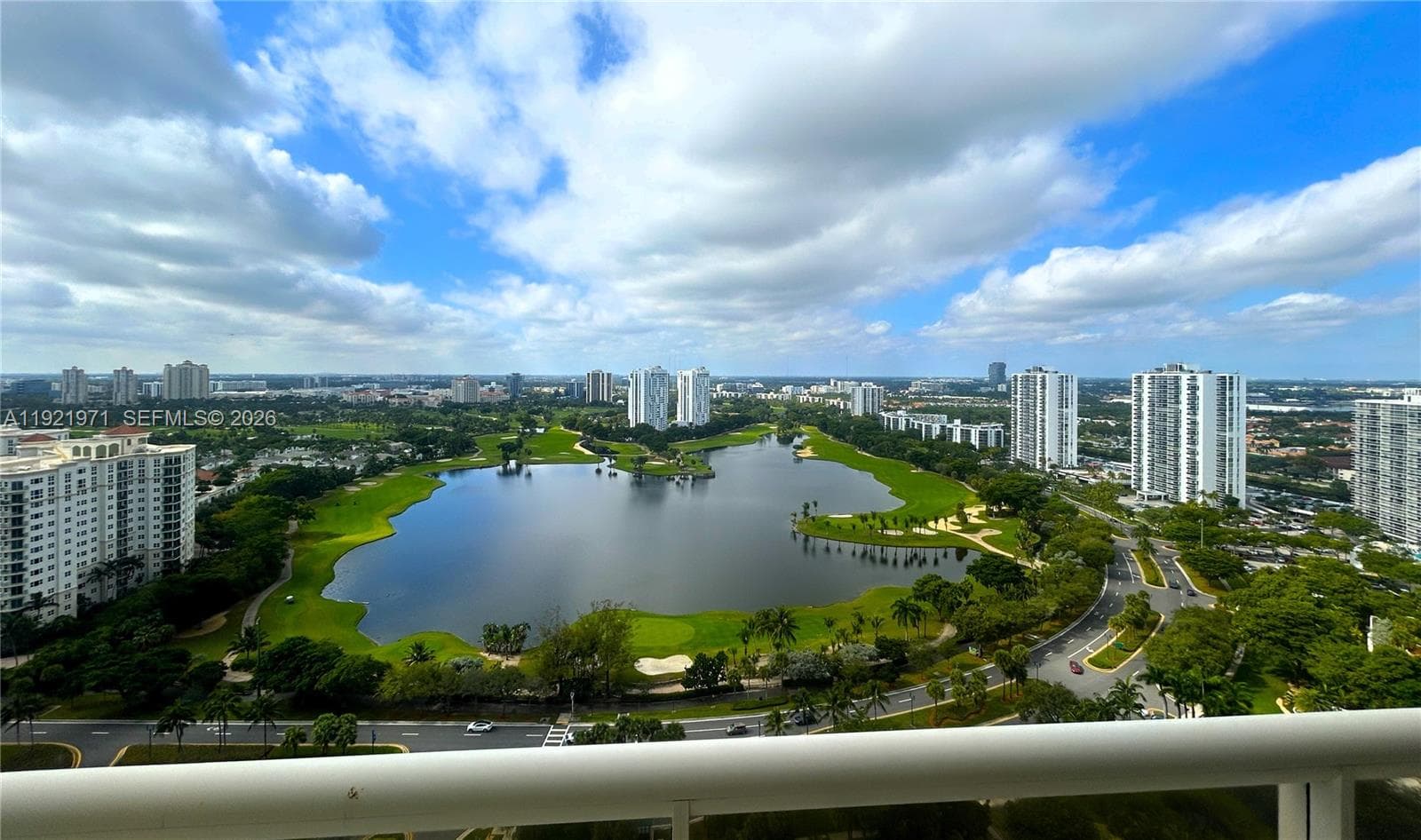 TERRACES NORTH TURNBERRY · #2601 in Aventura - Photo 1