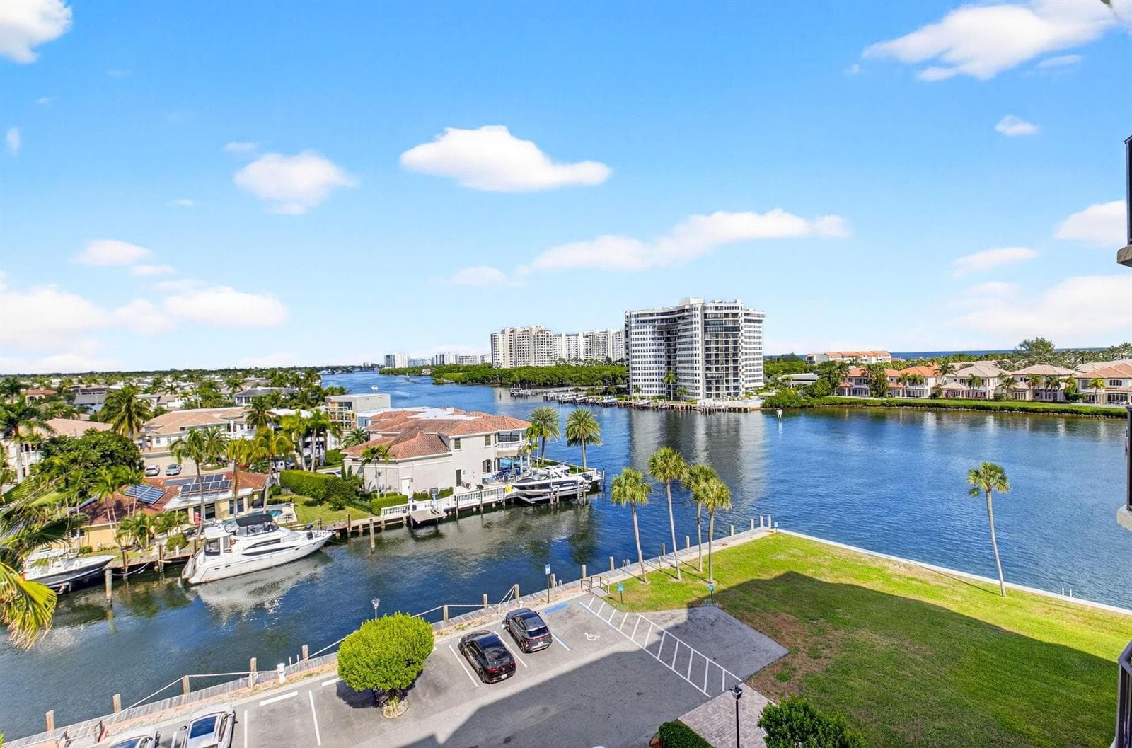 PORTA BELLA EAST AND PORT #710