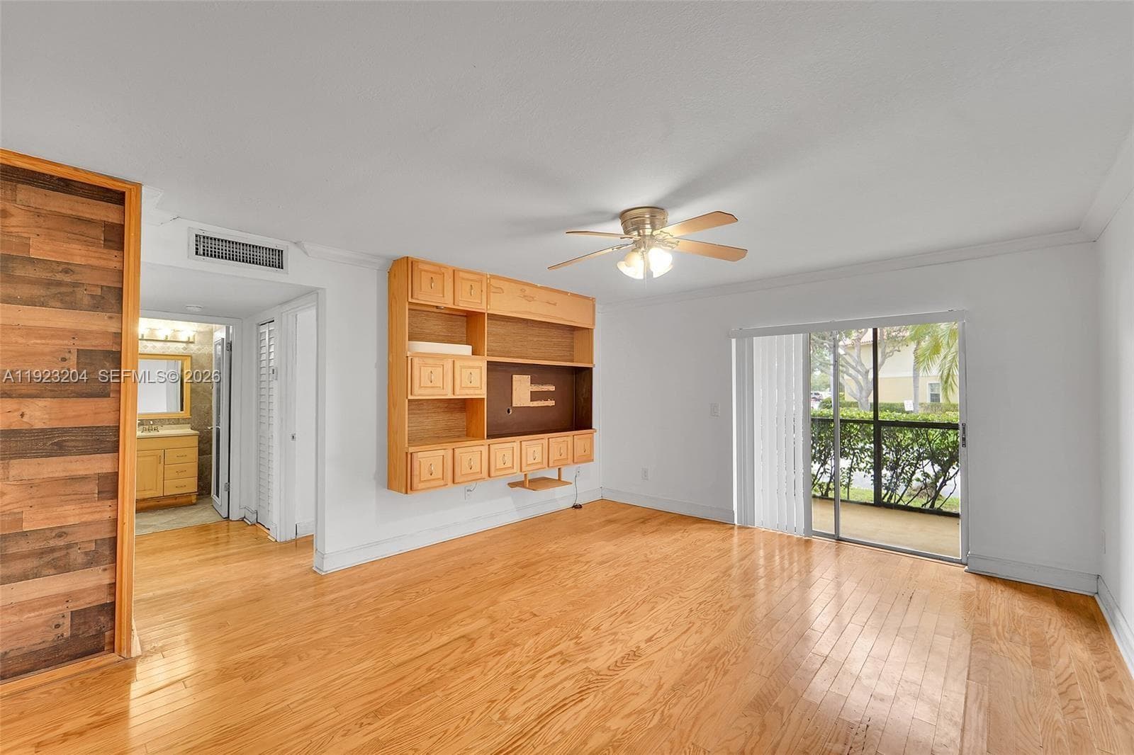 ROYAL POINCIANA CONDO · #2205 in Pompano Beach - Photo 1