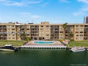 YACHT CLUB CONDO (THE) · #111 in Hallandale Beach - Photo 1