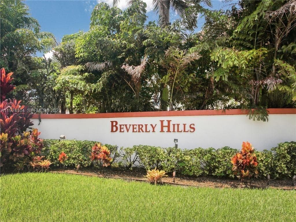 Beverly Hills Condo · #N117 in Hollywood - Photo 1