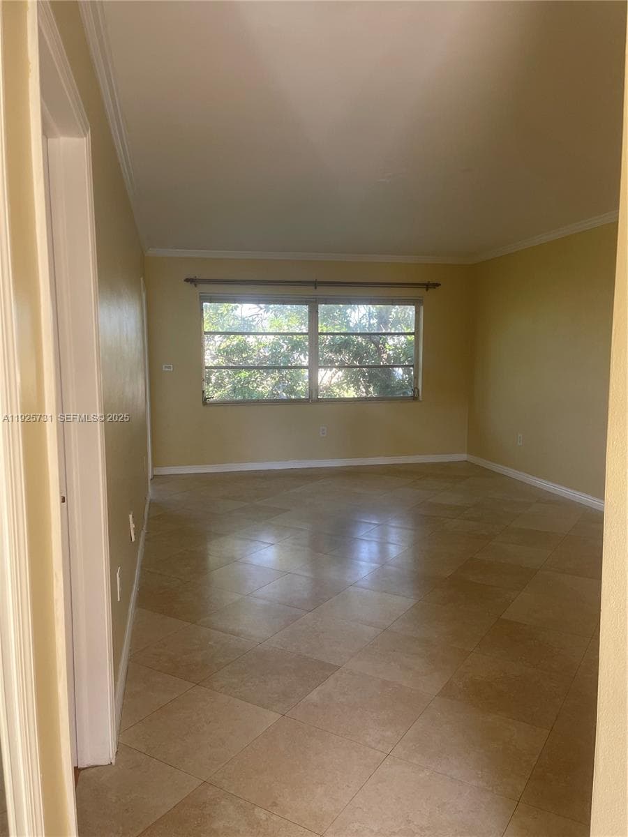 BISC LAKE GARDENS NO 2 BL · #L225 in Aventura - Photo 1