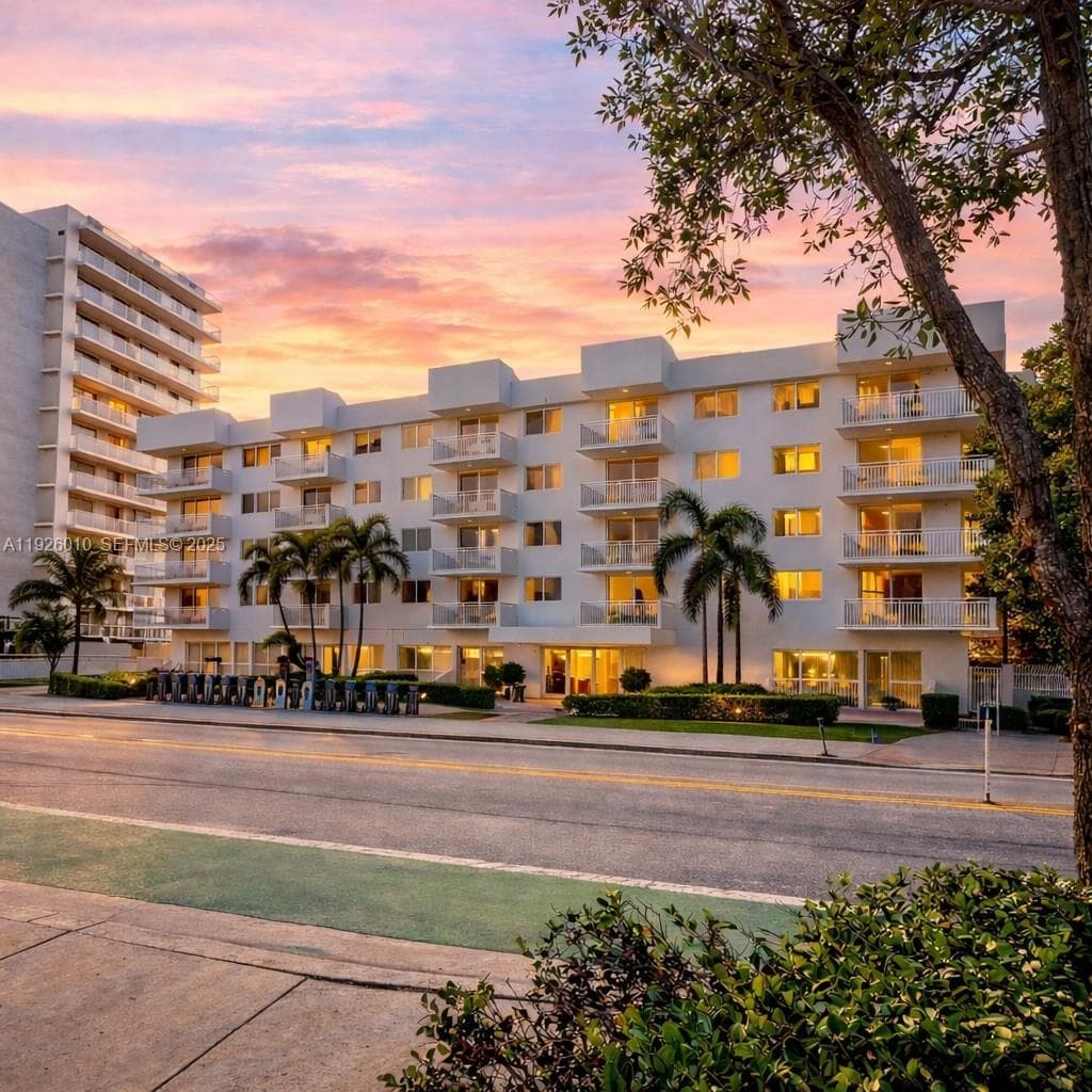 WEST BAY GARDENS CONDO · #312 in Miami Beach - Photo 1
