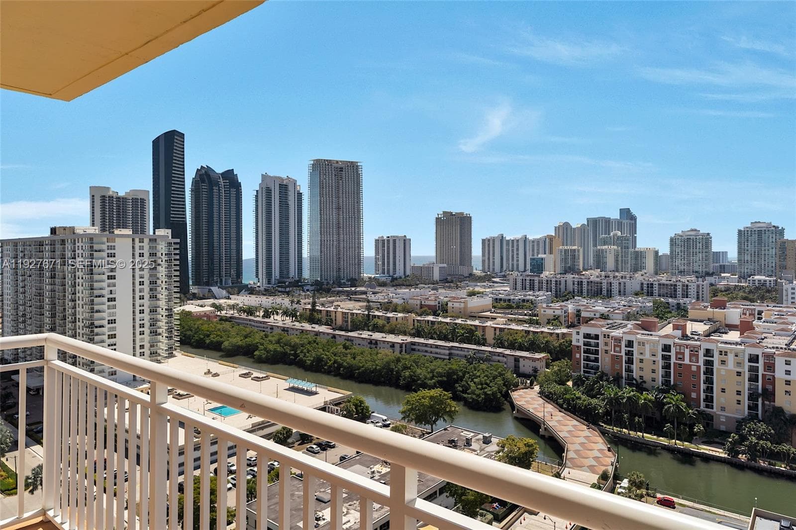 WINSTON TOWERS 200 · #2115 in Sunny Isles Beach - Photo 1
