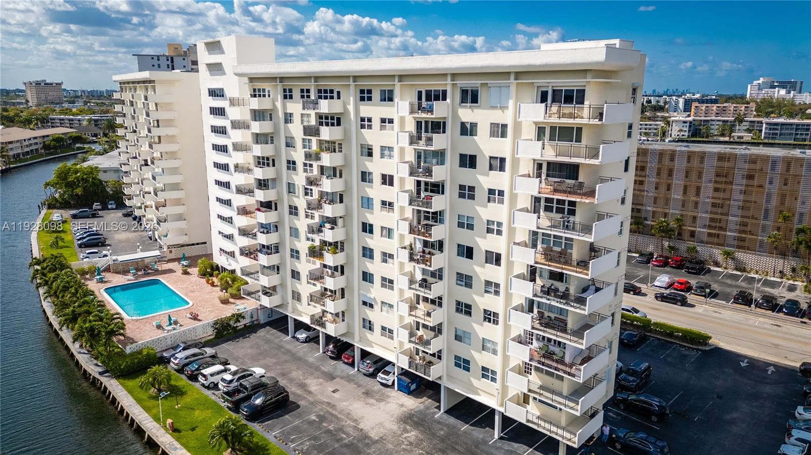 OCEAN VIEW TOWERS CONDO · #1012 in Hallandale Beach - Photo 1