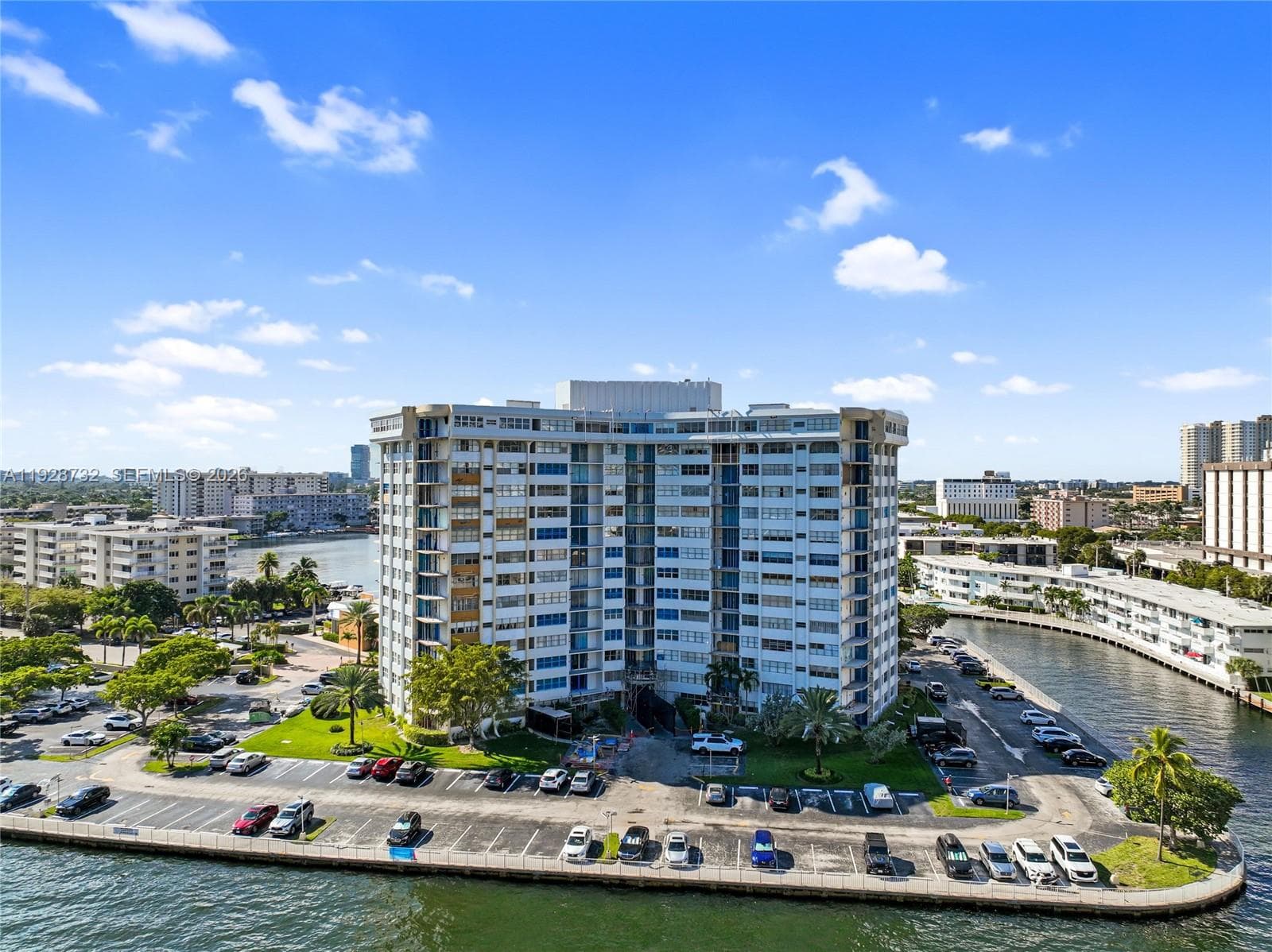 LAKE POINT TOWER CONDOMIN · #6 in Hallandale Beach - Photo 1