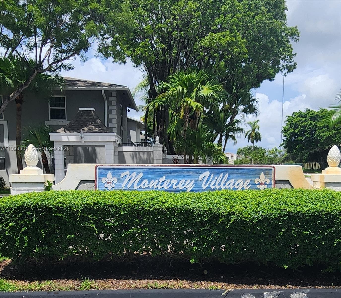 MONTEREY VILLAGE · #201-10 in Miami - Photo 1