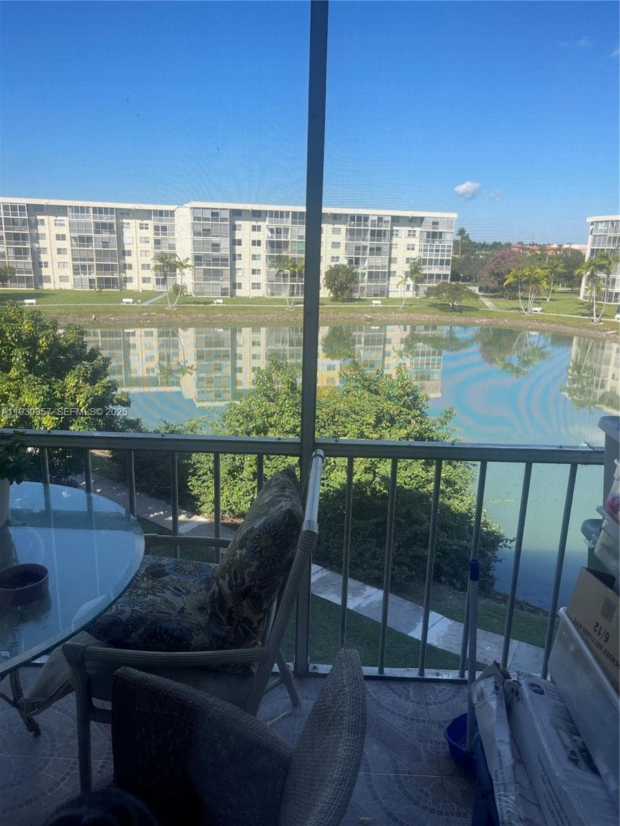 POINT EAST SEC III CONDO · #L404 in Aventura - Photo 1