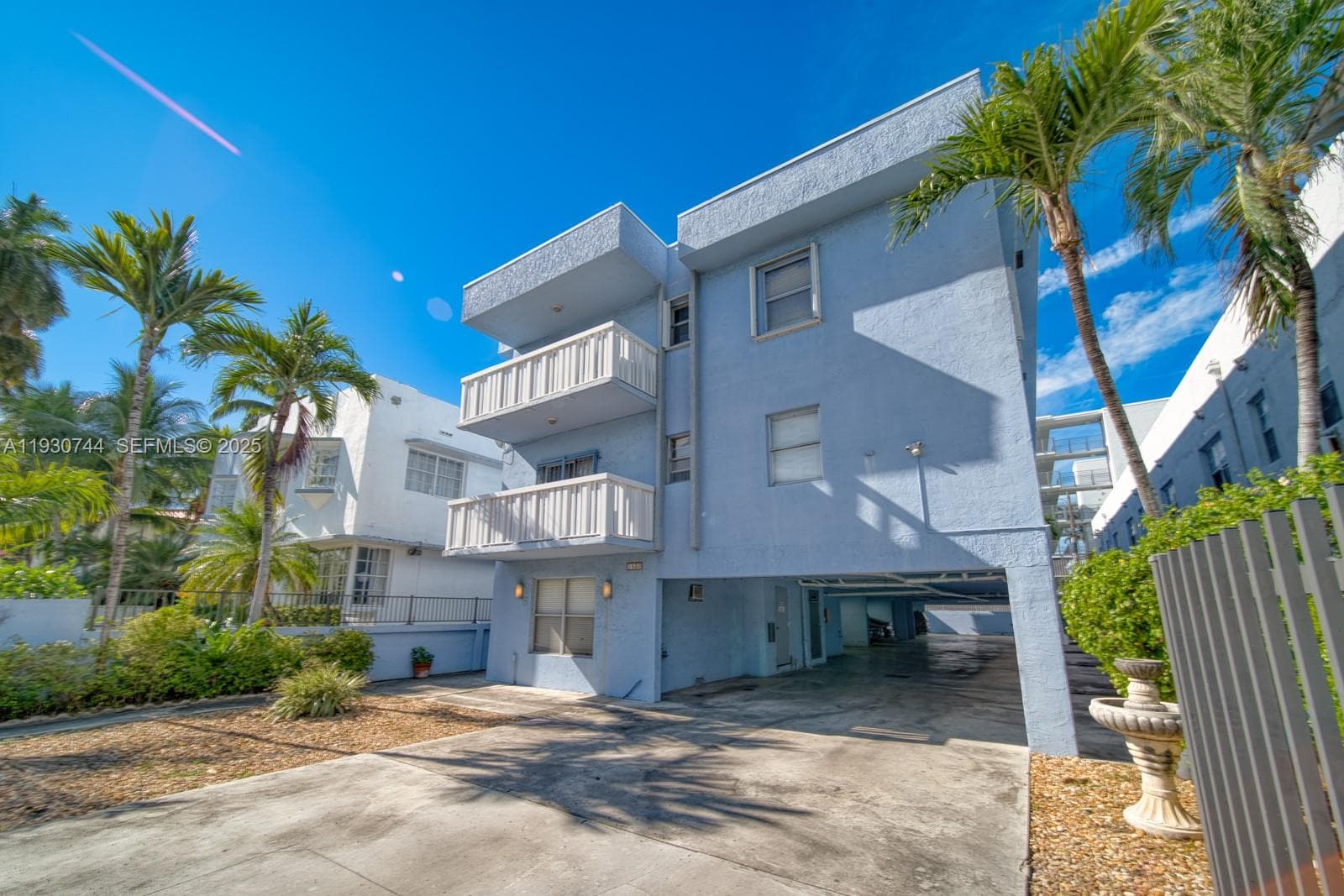 PENN PLAZA CONDO · #305 in Miami Beach - Photo 1