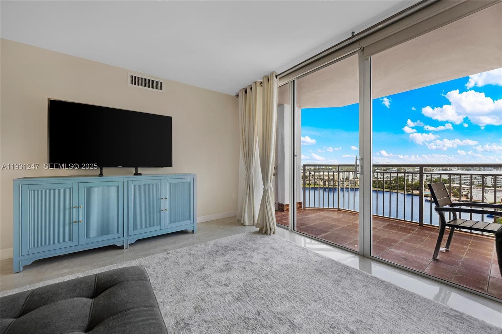 DEL PRADO MARINA · #1401 in Aventura - Photo 1
