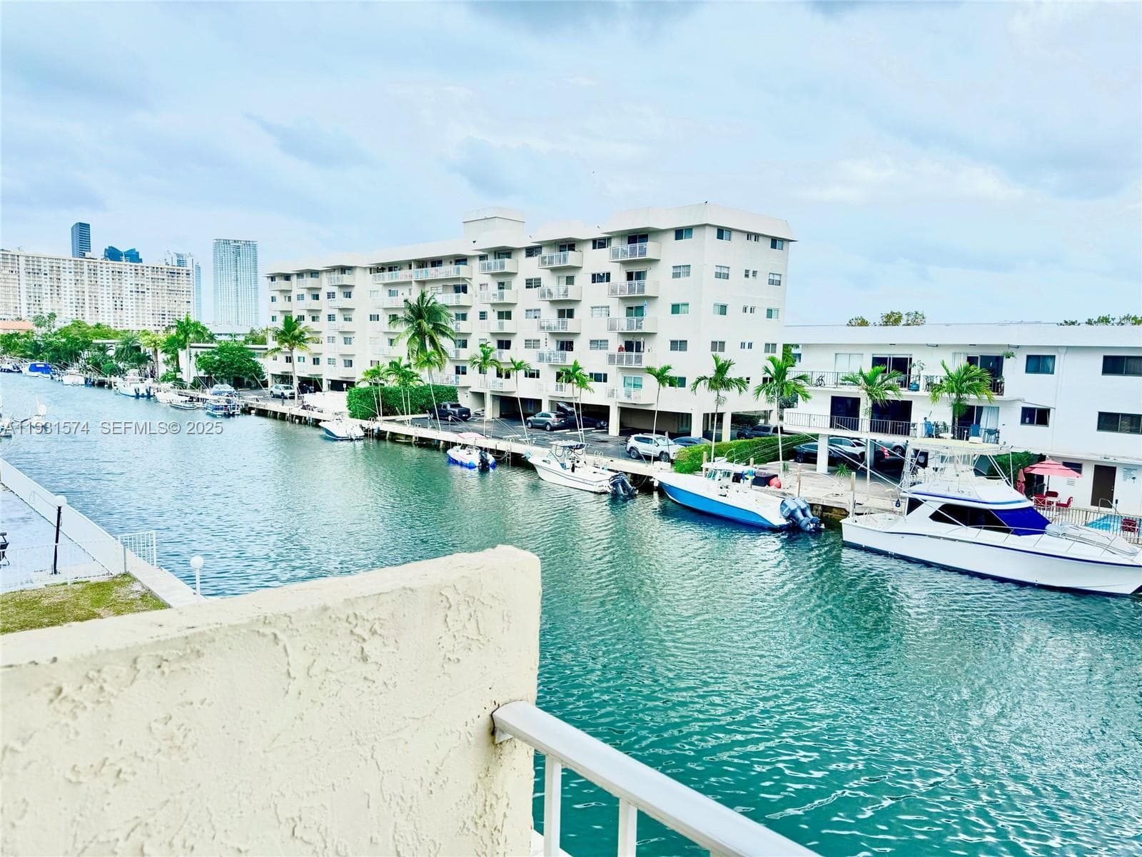 RIVIERA ISLES CONDO · #303 in North Miami Beach - Photo 1