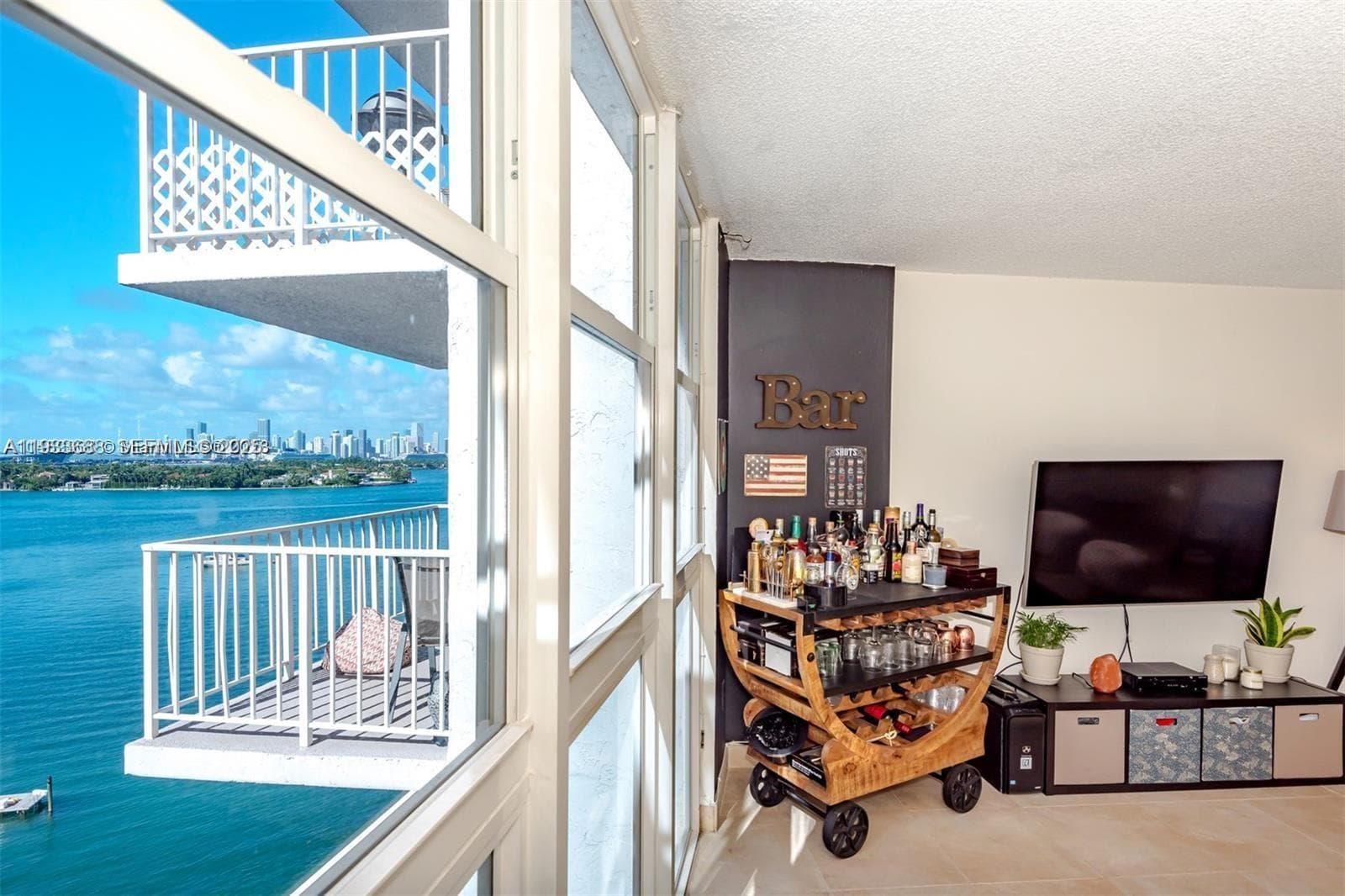 BAYVIEW TERR CONDO · #1014 in Miami Beach - Photo 1