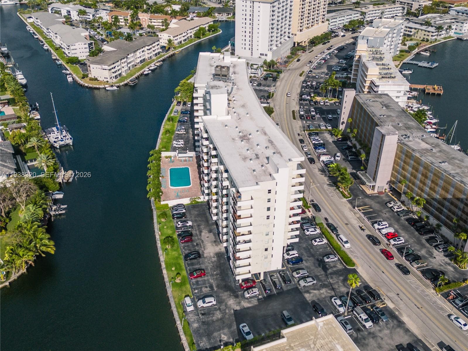 OCEAN VIEW TOWERS CONDO · #804 in Hallandale Beach - Photo 1