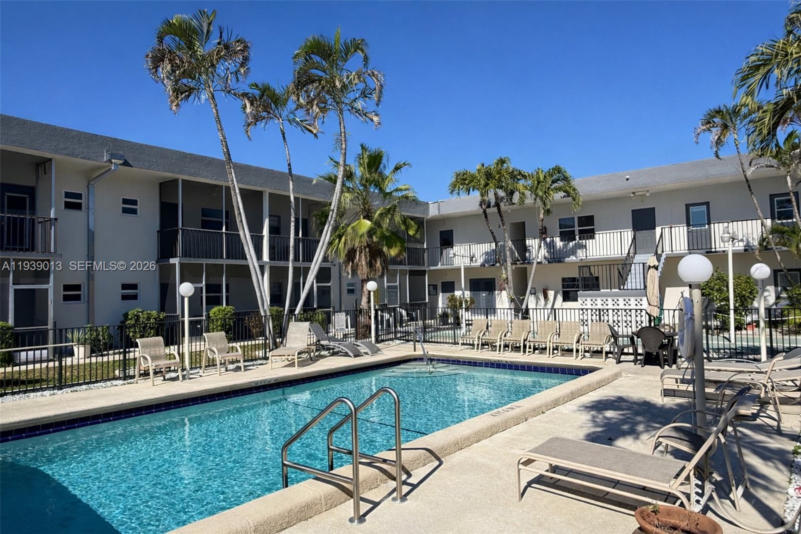 STAR PARADISE CONDO · #121 in Hallandale Beach - Photo 1