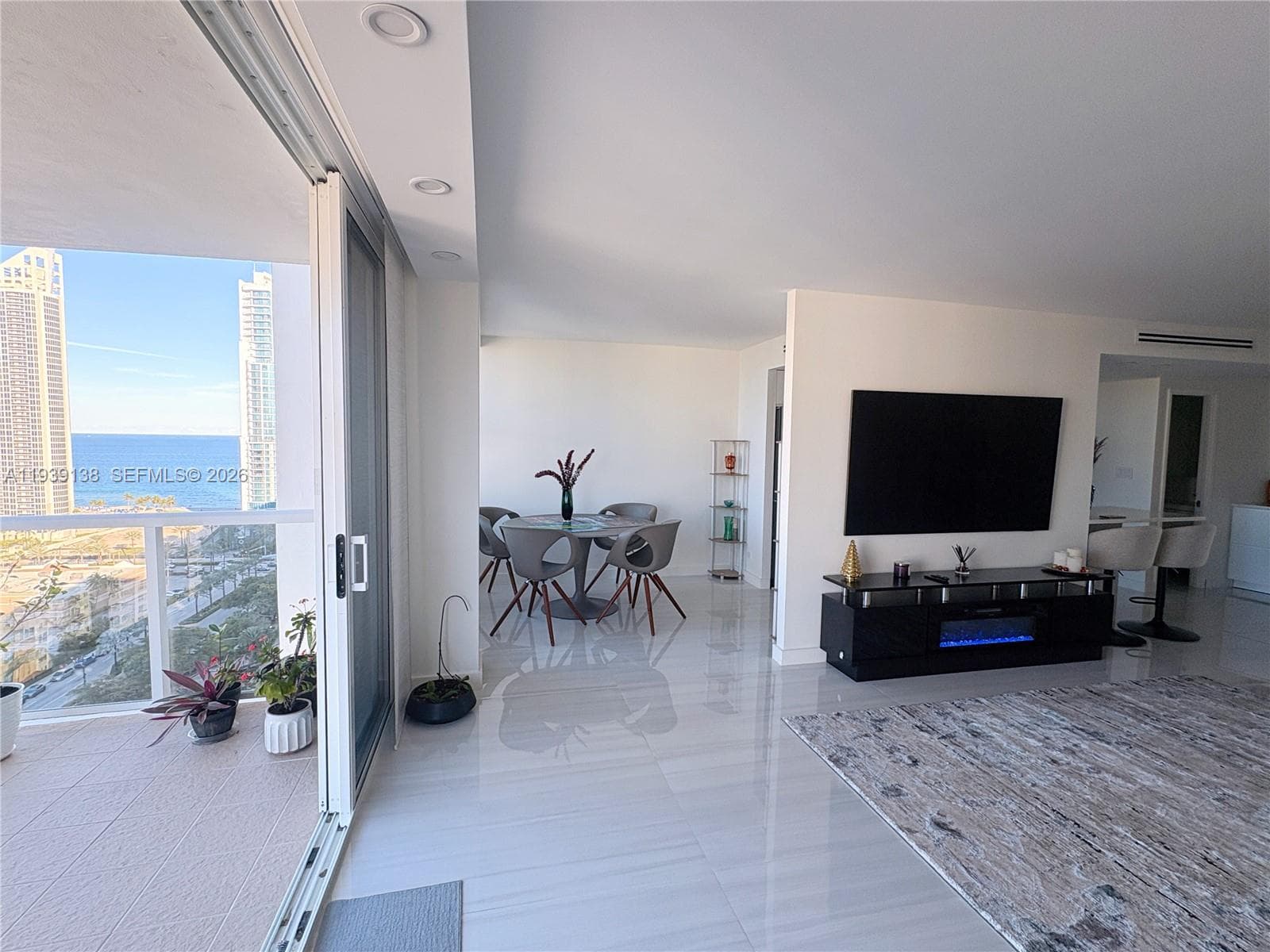 WINSTON TOWER 300 CONDO · #2205 in Sunny Isles Beach - Photo 1