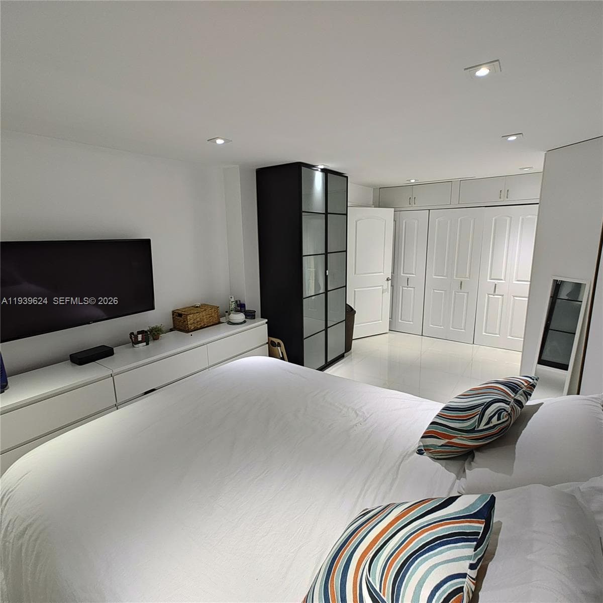 COMMODORE PLAZA CONDO · #301 in Aventura - Photo 1