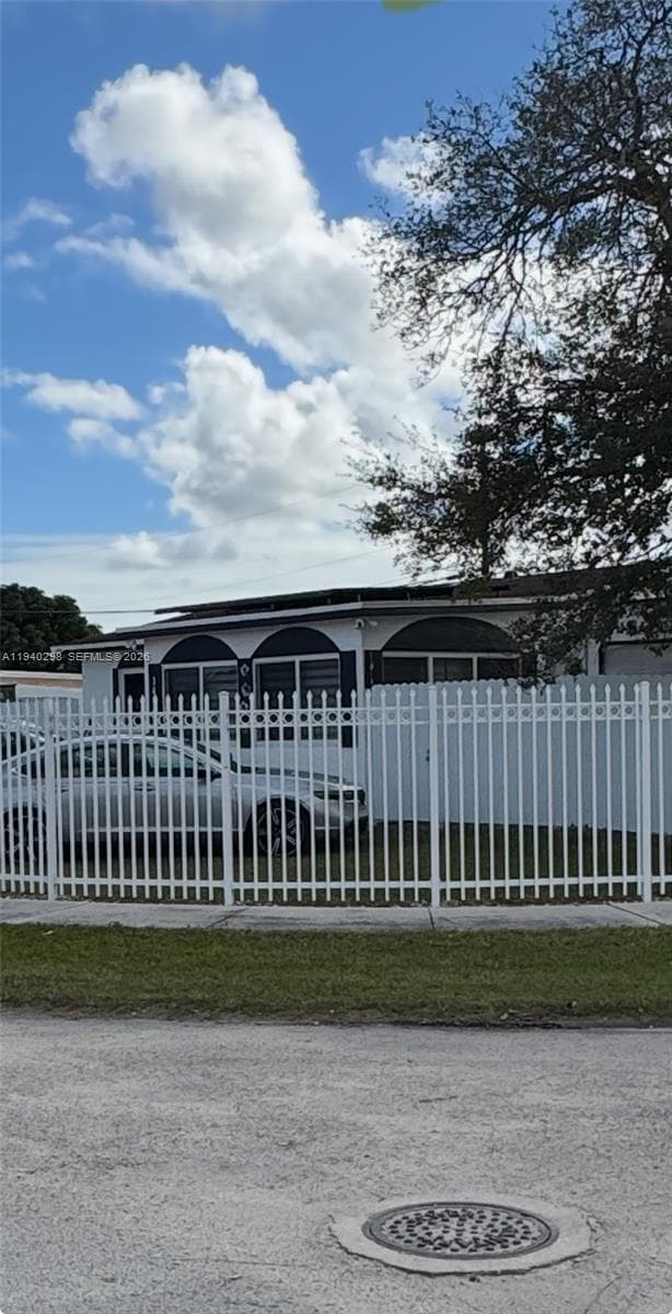 14540 SW 291st St photo 1