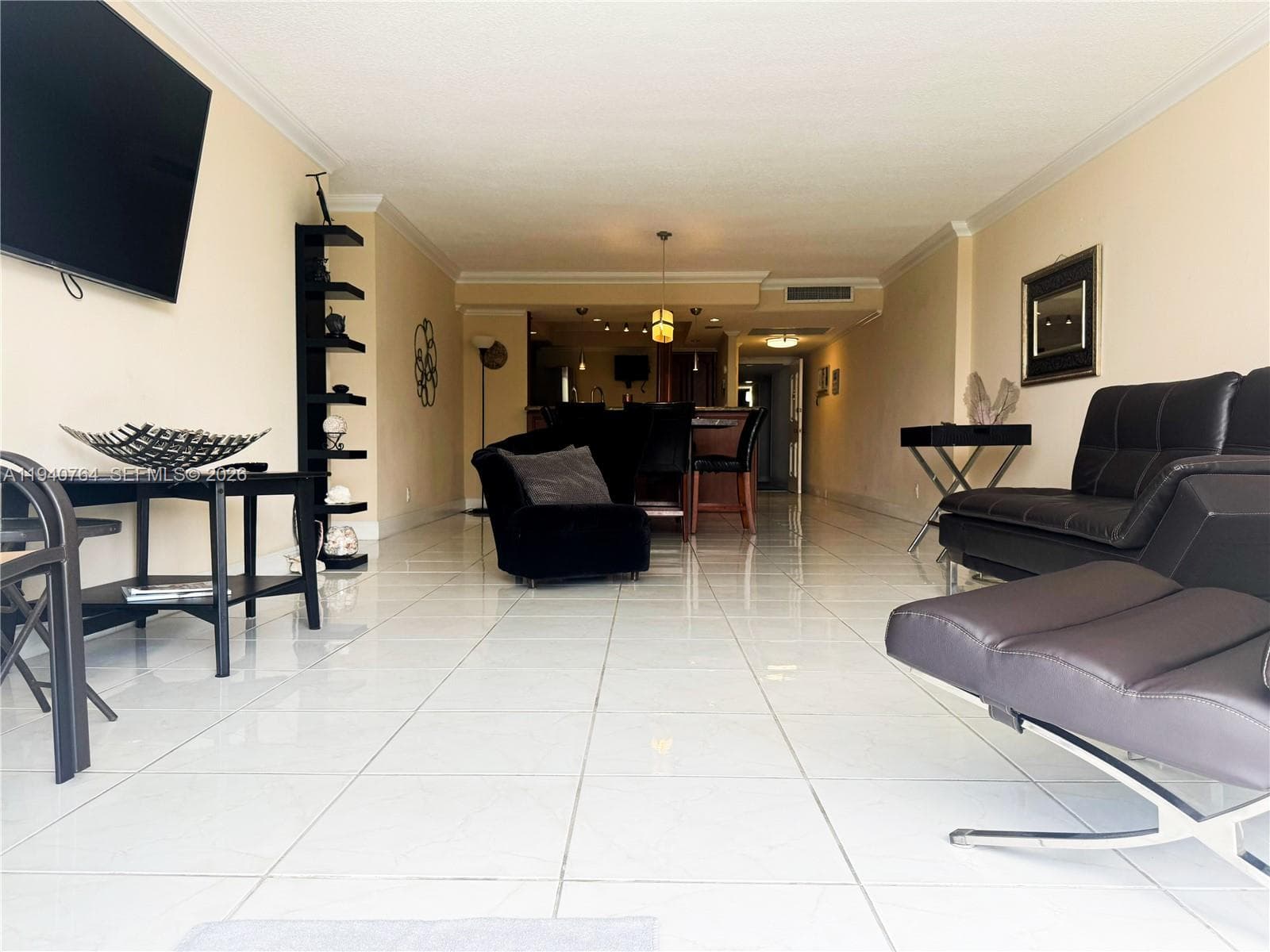 PARKER TOWER CONDO · #210 in Hallandale Beach - Photo 1