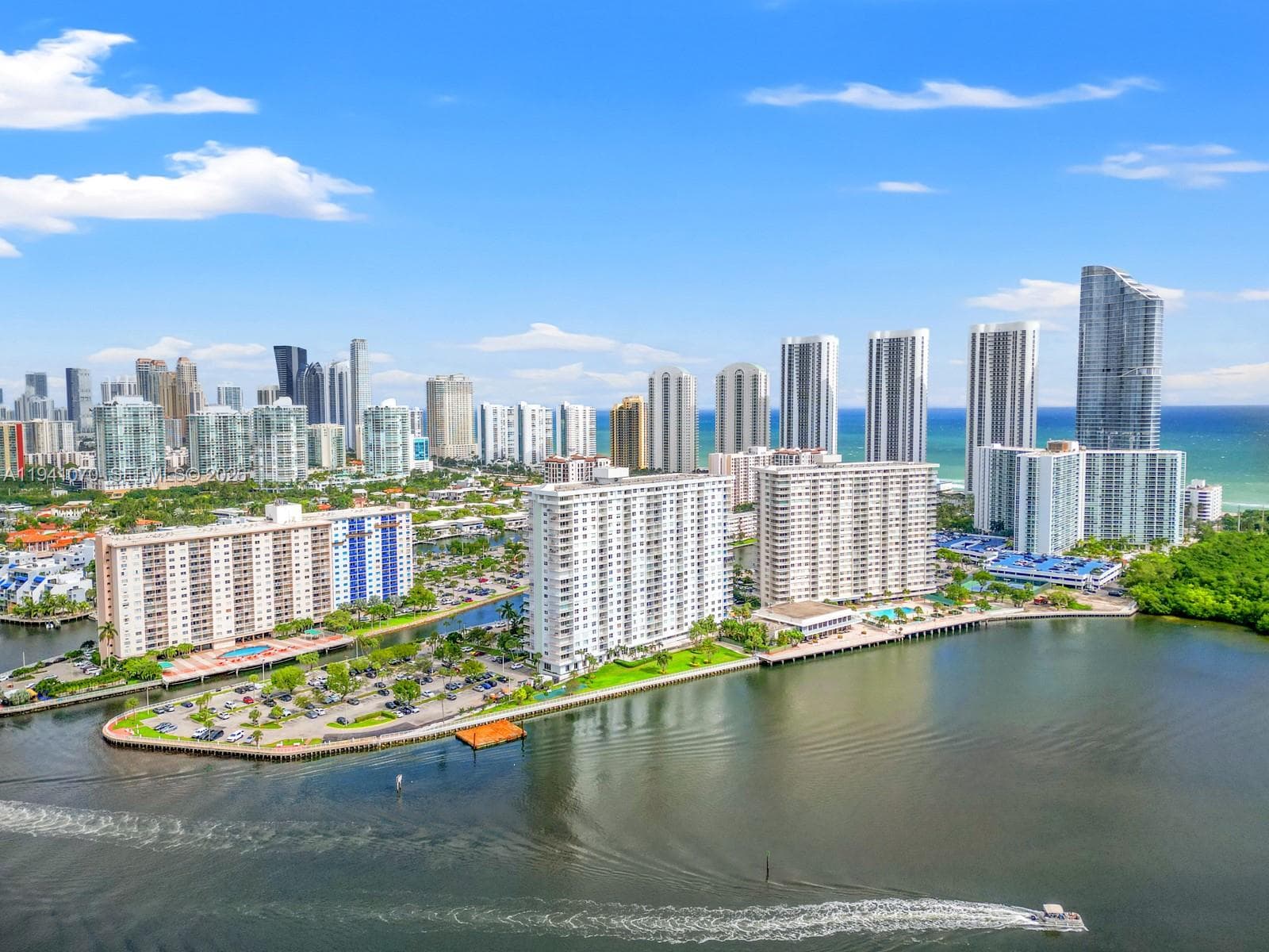 Arlen House · #Ph21 in Sunny Isles Beach - Photo 1