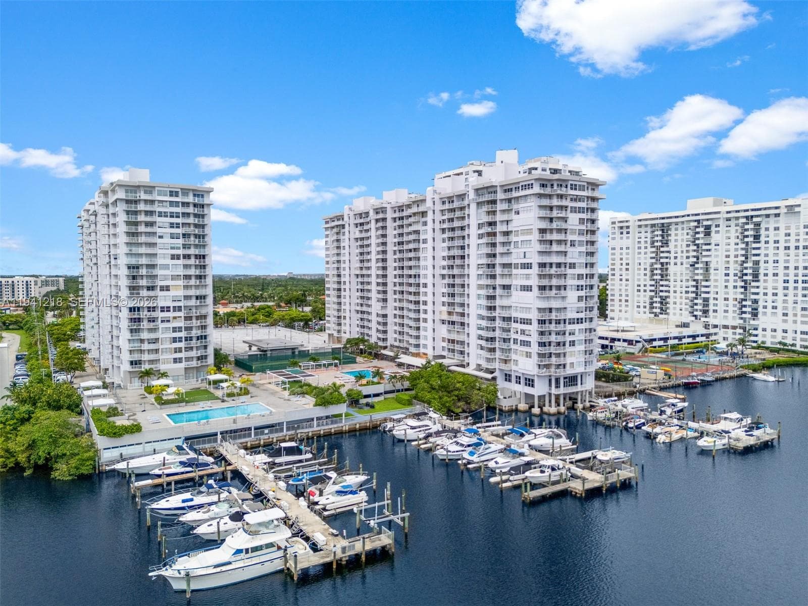 Del Prado · #1605 in Aventura - Photo 1