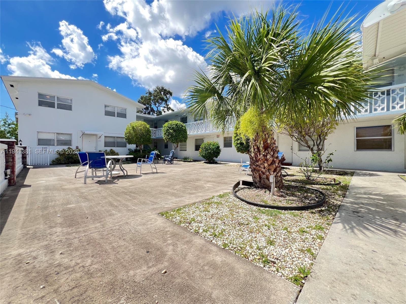 GULFSTREAM VIEW CONDO · #107 in Hallandale Beach - Photo 1