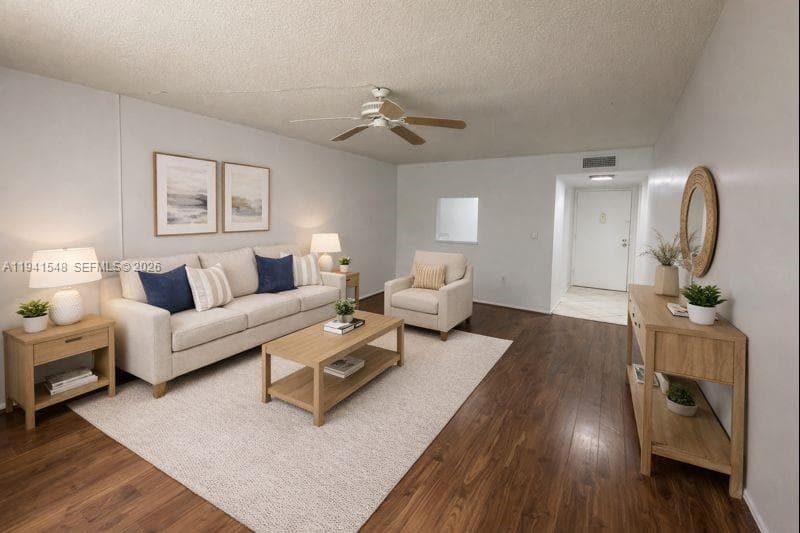 HERITAGE CIRCLE CONDO · #9-3D in Deerfield Beach - Photo 1